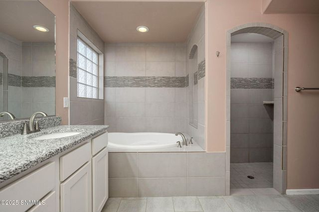 4568 Latigo Drive, Las Cruces, NM 88012