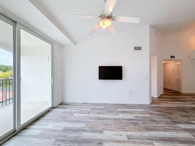 1119 Villa Lane 1119, Boynton Beach, FL 33435