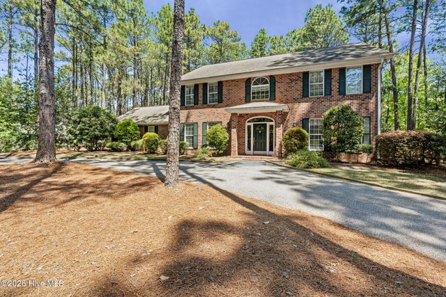 95 El Dorado Street, Pinehurst, NC 28374