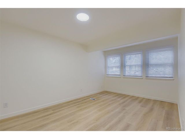 108 S Fraser Cir, Aurora, CO 80012