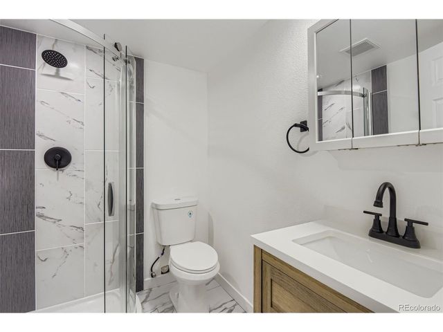 108 S Fraser Cir, Aurora, CO 80012