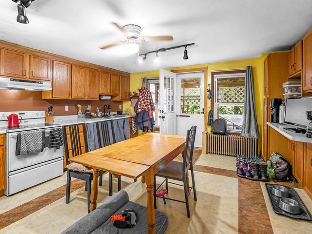 39 Forest Street, Rutland City, VT 05701