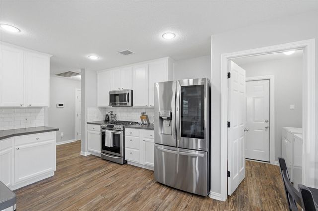 10526 Devinwood Drive, Baytown, TX 77523