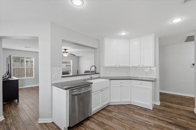 10526 Devinwood Drive, Baytown, TX 77523