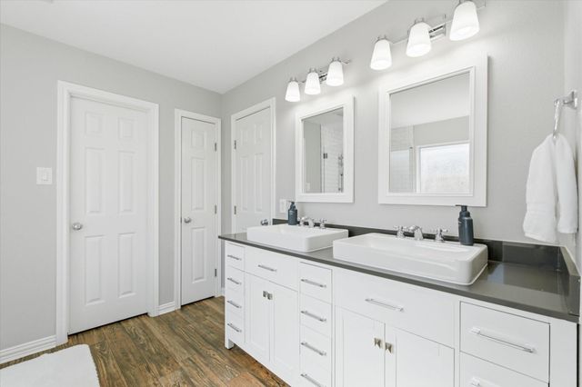 10526 Devinwood Drive, Baytown, TX 77523