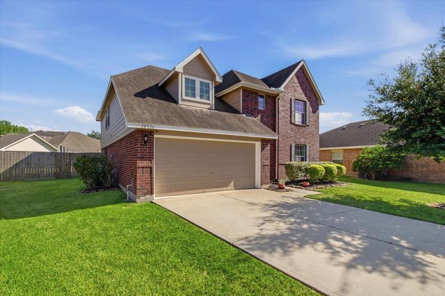 10526 Devinwood Drive, Baytown, TX 77523