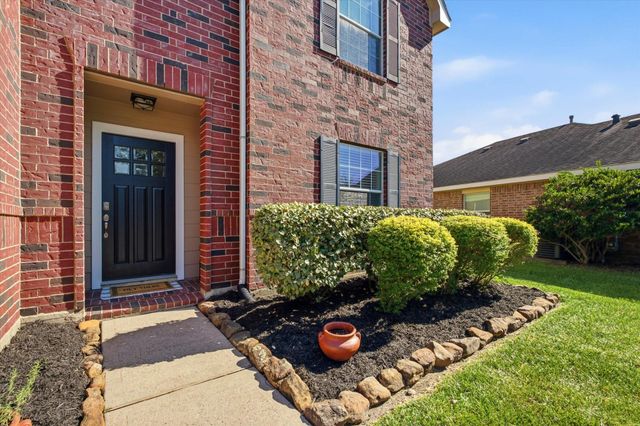10526 Devinwood Drive, Baytown, TX 77523