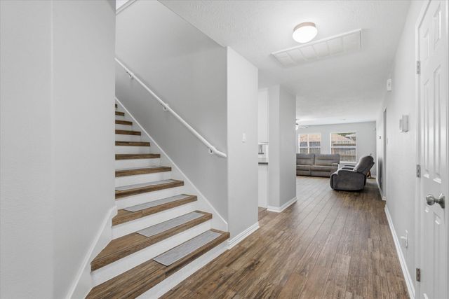 10526 Devinwood Drive, Baytown, TX 77523