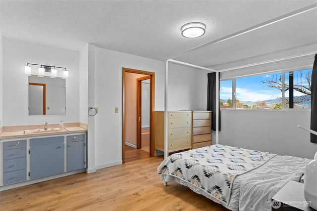 1117 Appleland Drive, Wenatchee, WA 98801