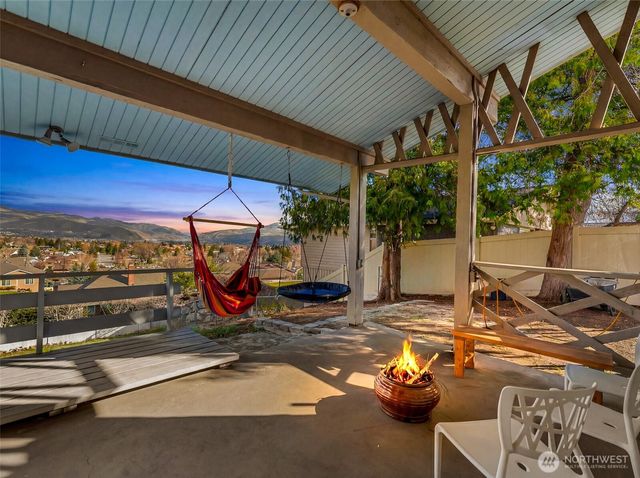 1117 Appleland Drive, Wenatchee, WA 98801