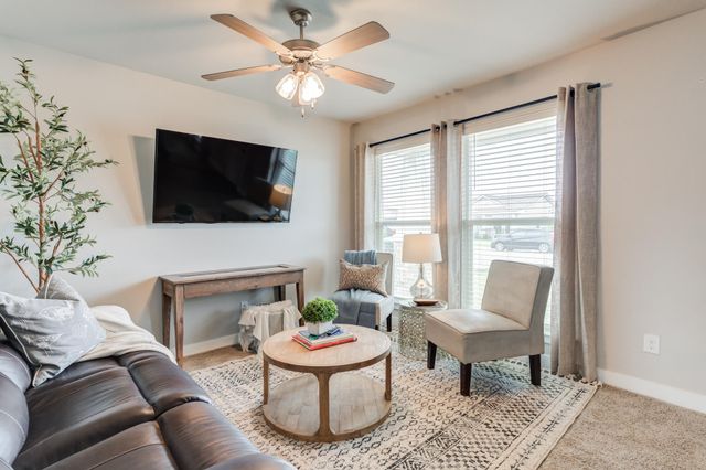 13805 Paris Avenue, Lubbock, TX 79423