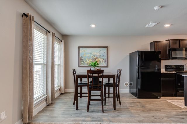 13805 Paris Avenue, Lubbock, TX 79423
