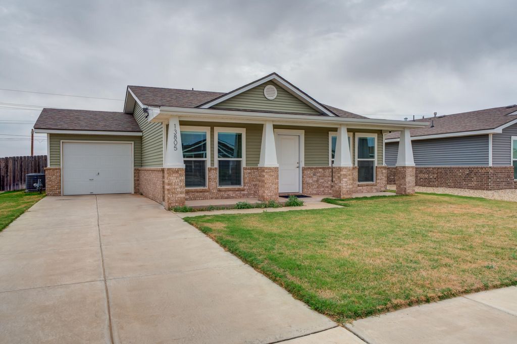 13805 Paris Avenue, Lubbock, TX 79423