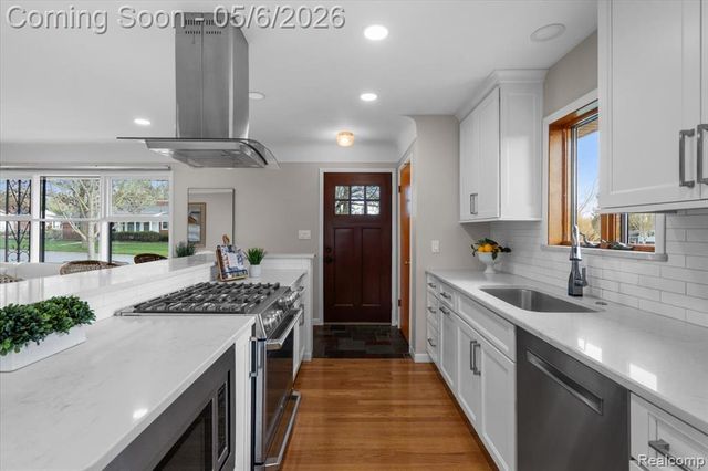 313 Ely Drive, Northville, MI 48167