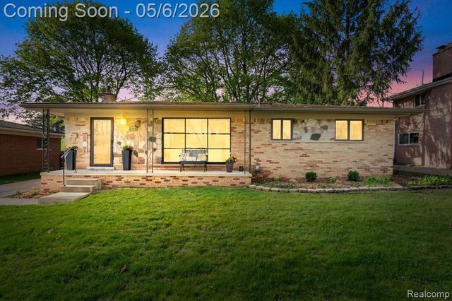 313 Ely Drive, Northville, MI 48167