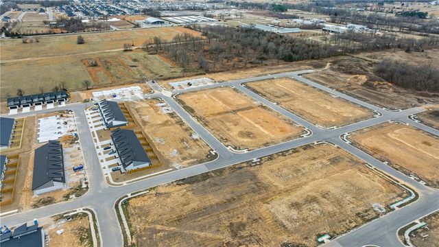 450-490 Onyx Road, Centerton, AR 72719