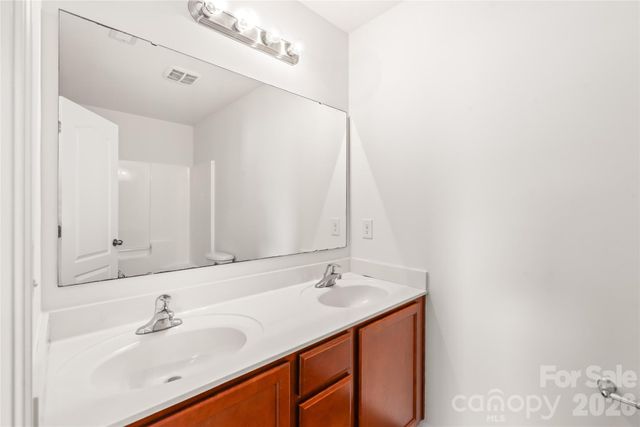 8411 Romana Red Lane, Charlotte, NC 28213