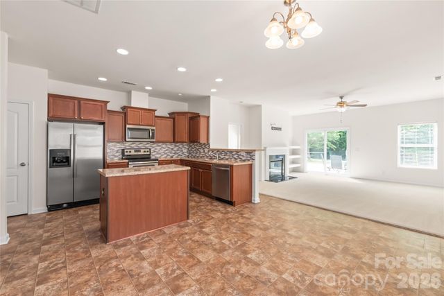8411 Romana Red Lane, Charlotte, NC 28213