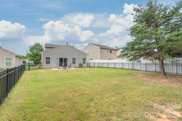 8411 Romana Red Lane, Charlotte, NC 28213