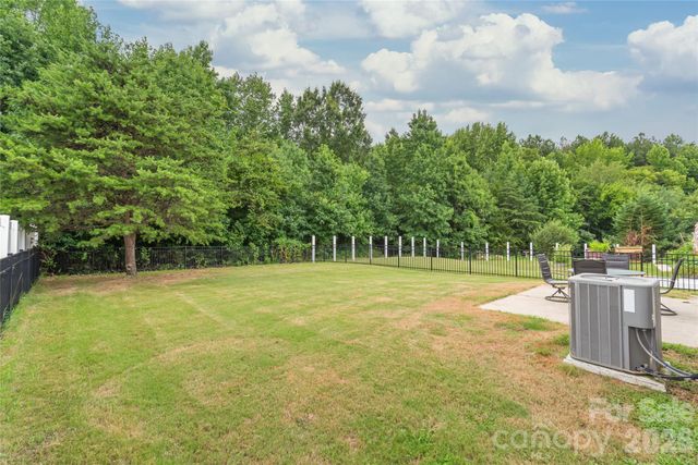 8411 Romana Red Lane, Charlotte, NC 28213