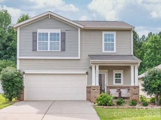 8411 Romana Red Lane, Charlotte, NC 28213