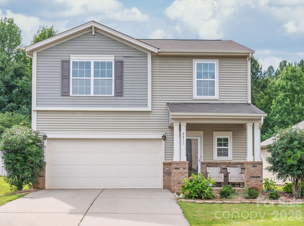 8411 Romana Red Lane, Charlotte, NC 28213