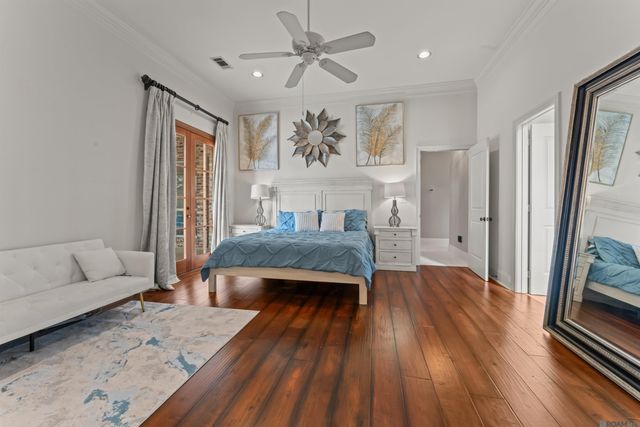 17608 Lake Vista Dr, Greenwell Springs, LA 70739