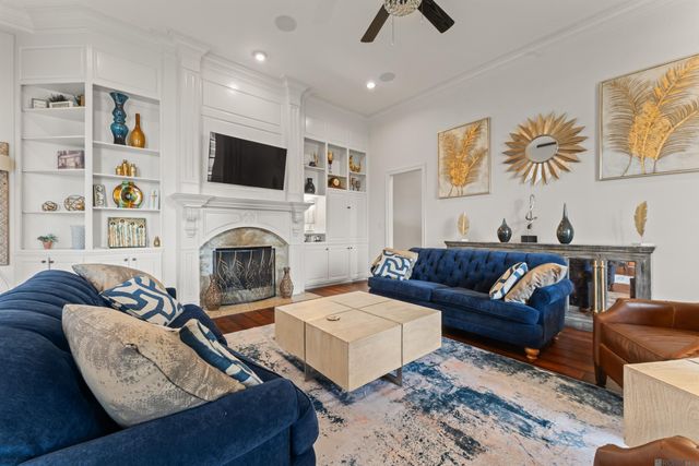 17608 Lake Vista Dr, Greenwell Springs, LA 70739