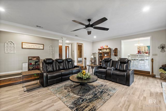 102 Jewel Circle, Daphne, AL 36526