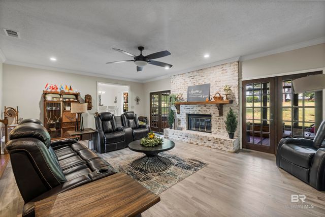 102 Jewel Circle, Daphne, AL 36526