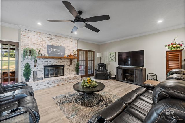 102 Jewel Circle, Daphne, AL 36526