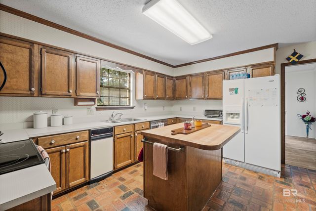 102 Jewel Circle, Daphne, AL 36526