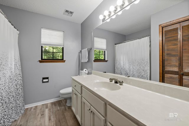 102 Jewel Circle, Daphne, AL 36526