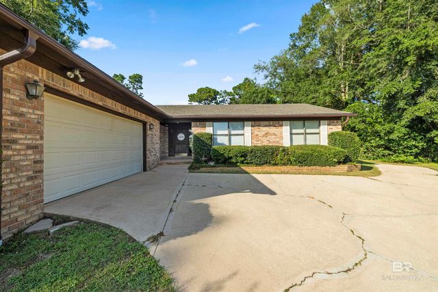 102 Jewel Circle, Daphne, AL 36526