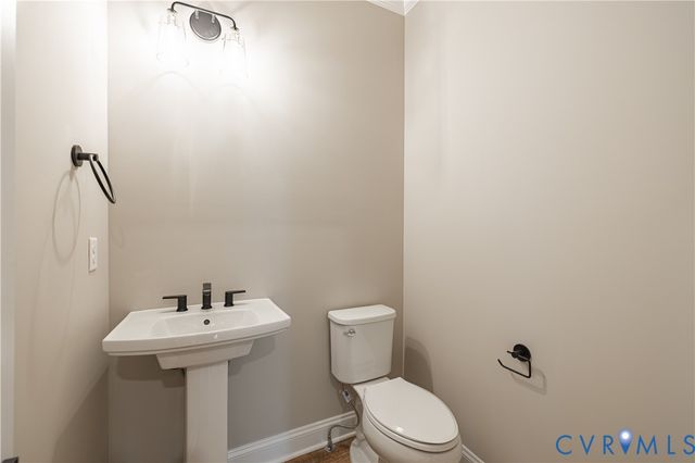 15253 Johns Trace Cir, Montpelier, VA 23192