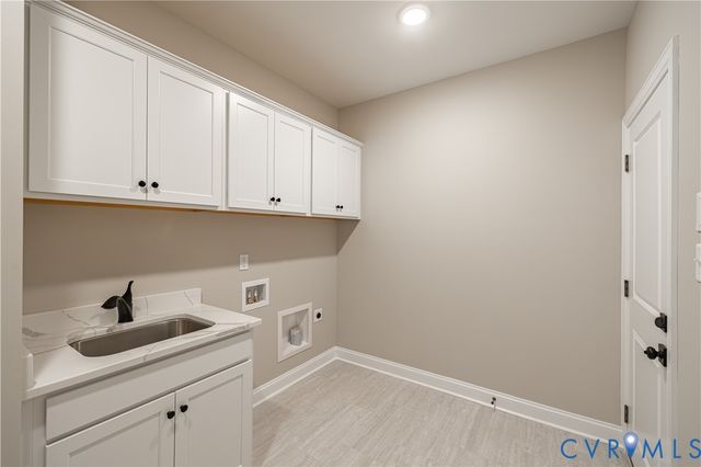 15253 Johns Trace Cir, Montpelier, VA 23192