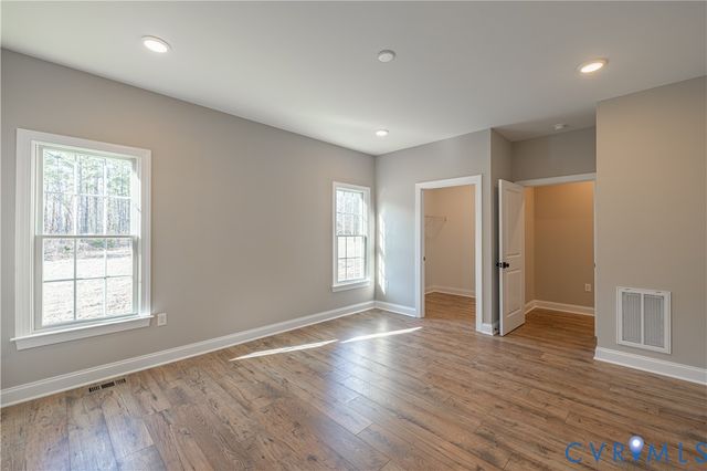 15253 Johns Trace Cir, Montpelier, VA 23192