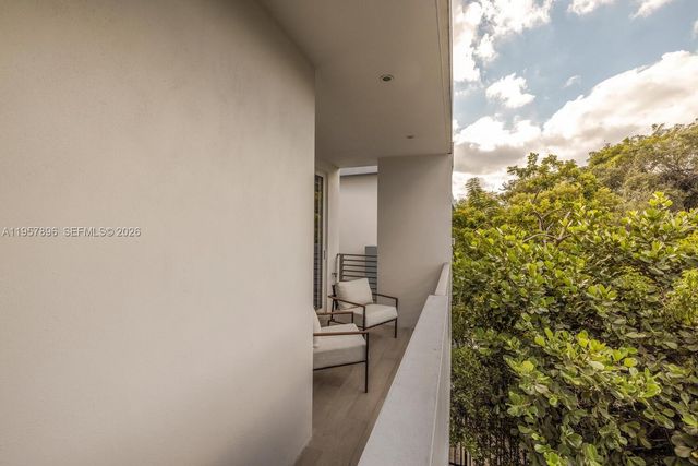 2851 SW 33rd Ct 2851, Miami, FL 33133