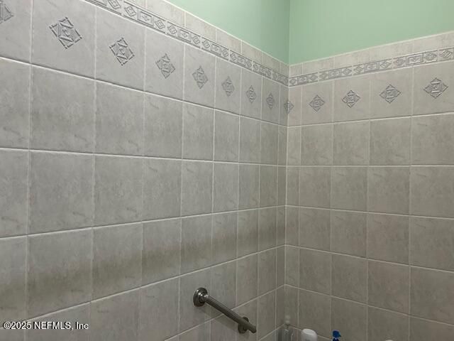 1695 WATERS EDGE Drive, Fleming Island, FL 32003