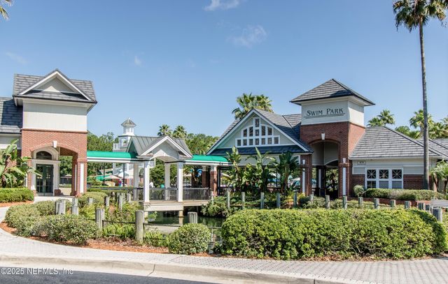 1695 WATERS EDGE Drive, Fleming Island, FL 32003