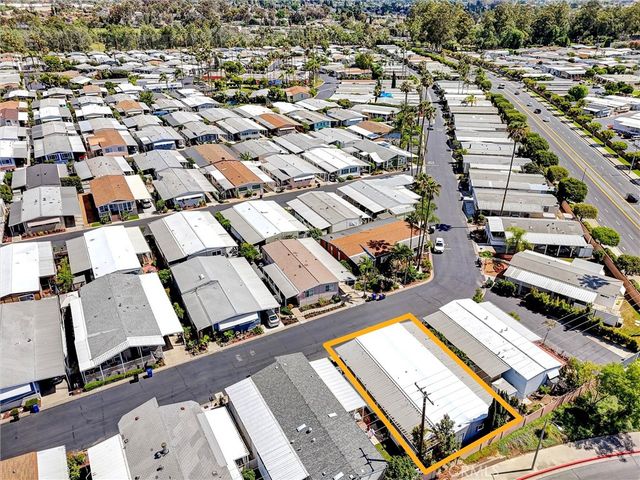 24921 Muirlands Boulevard 313, Lake Forest, CA 92630