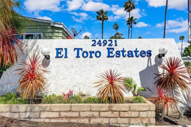 24921 Muirlands Boulevard 313, Lake Forest, CA 92630