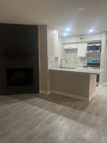 260 El Dorado Boulevard 1610, Houston, TX 77598