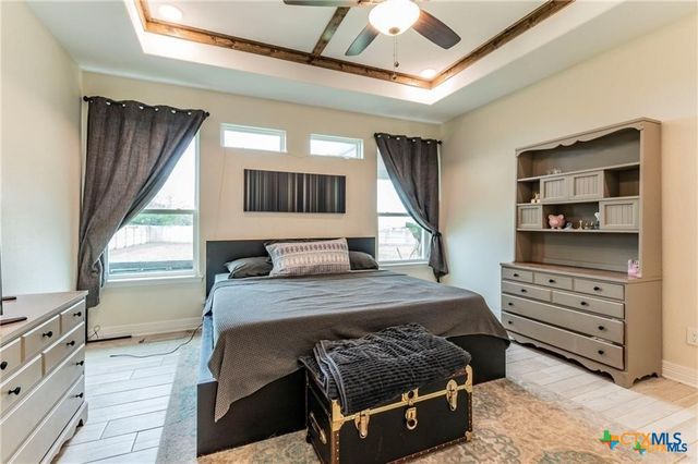 8119 Green Hill Drive, Salado, TX 76571
