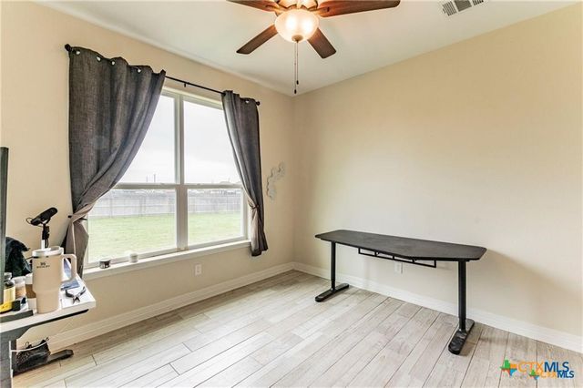 8119 Green Hill Drive, Salado, TX 76571