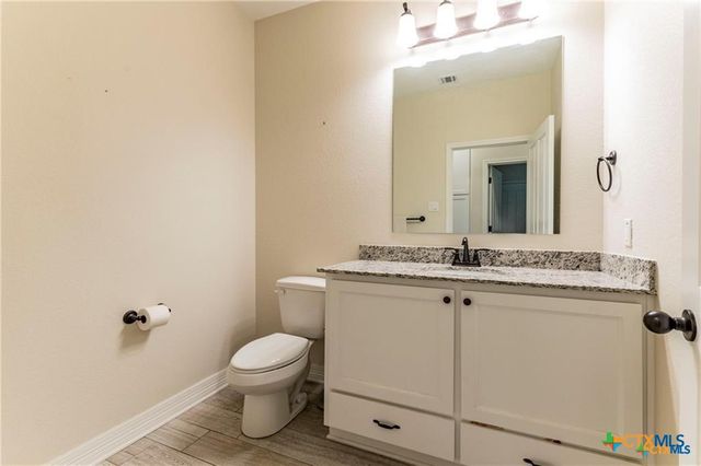 8119 Green Hill Drive, Salado, TX 76571
