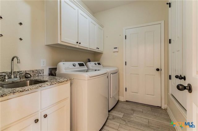 8119 Green Hill Drive, Salado, TX 76571