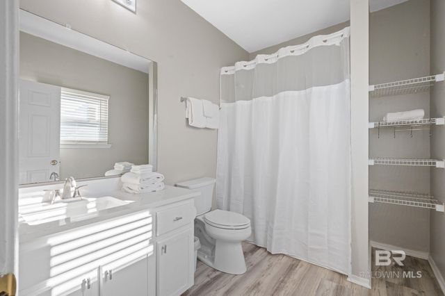 1372 W Beach Boulevard B, Gulf Shores, AL 36542