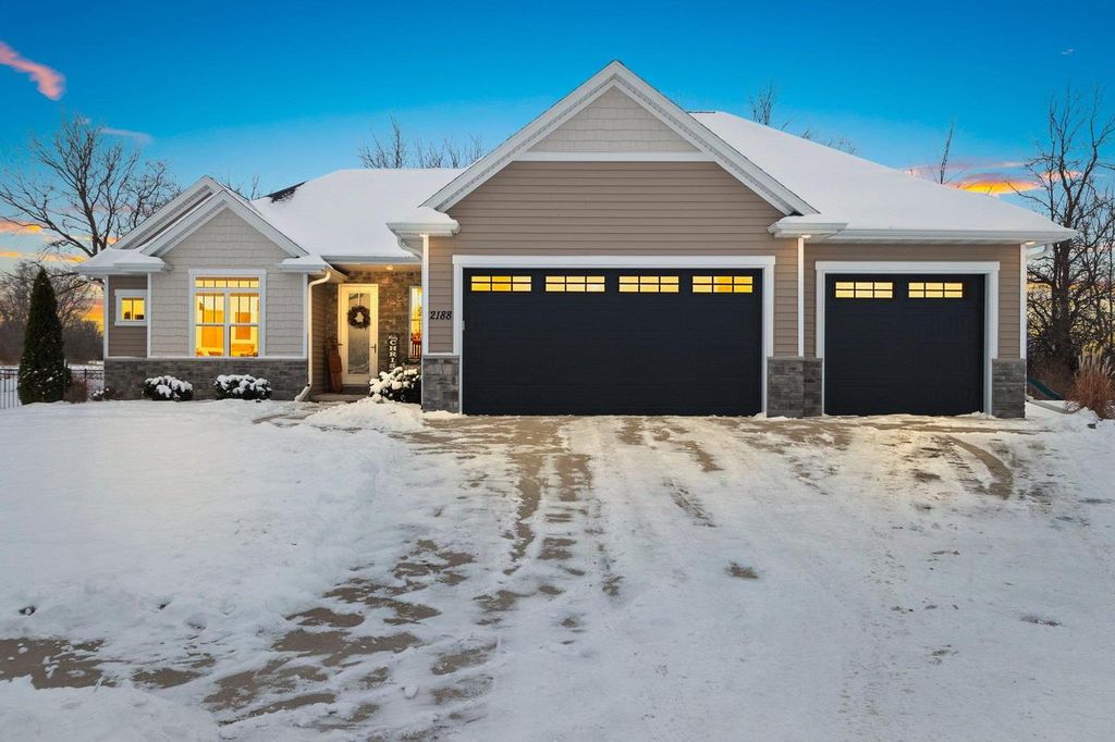 2188 TRELLIS DRIVE, De Pere, WI 54115