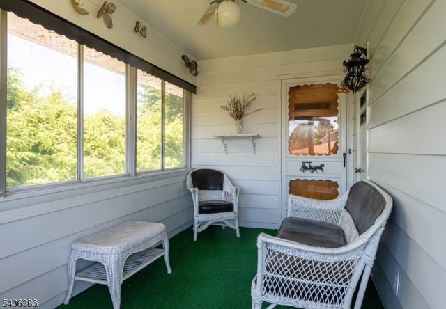 35 Hillside Ave, Netcong Boro, NJ 07857